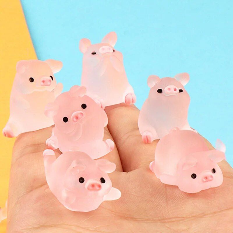 resin piggy car decoration, view 12 - MRSLM