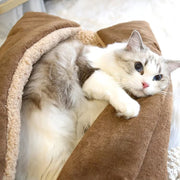 fluffy winter cat bed, view 9 - MRSLM