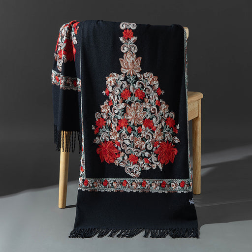 embroidered knitted shawl - MRSLM
