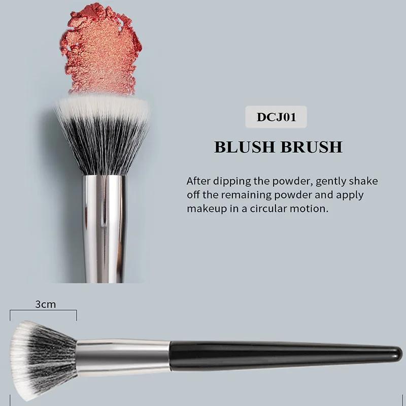 9-piece makeup brush set, view 6 - MRSLM