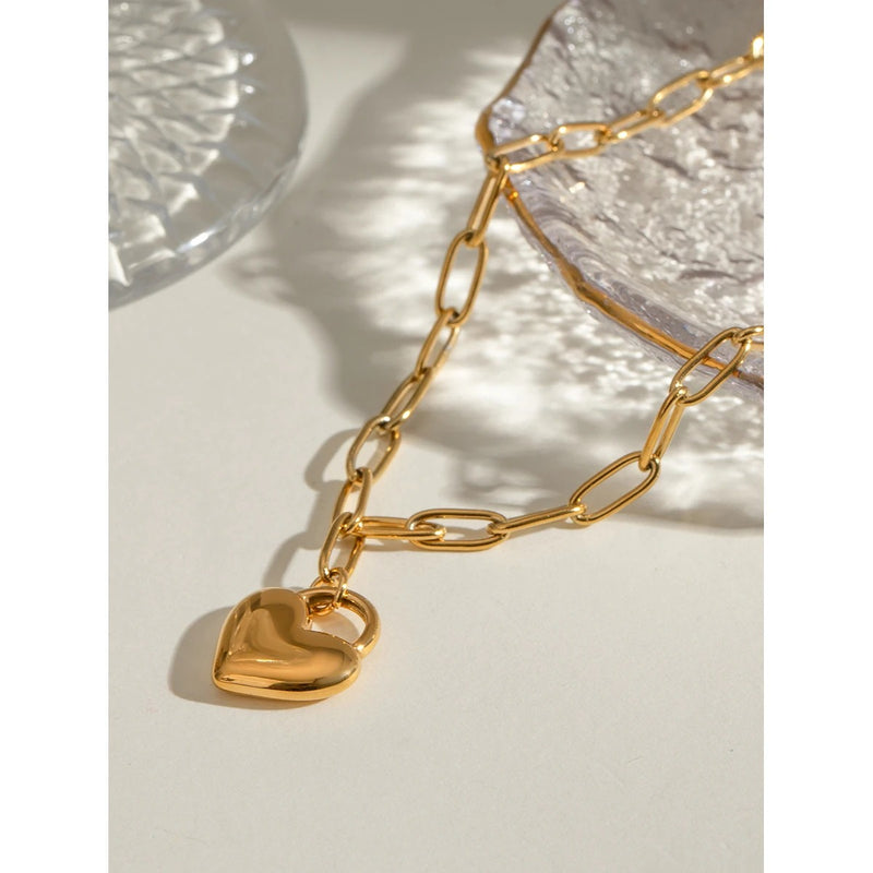 paper clip heart pendant necklace, view 6 - MRSLM