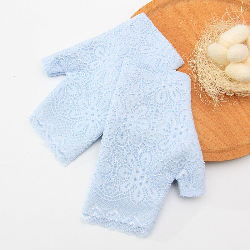 thin mulberry silk finger gloves, view 18 - MRSLM