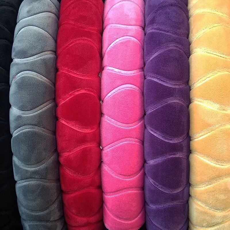 Soft winter plush steering wheel cover, view 11 - MRSLM