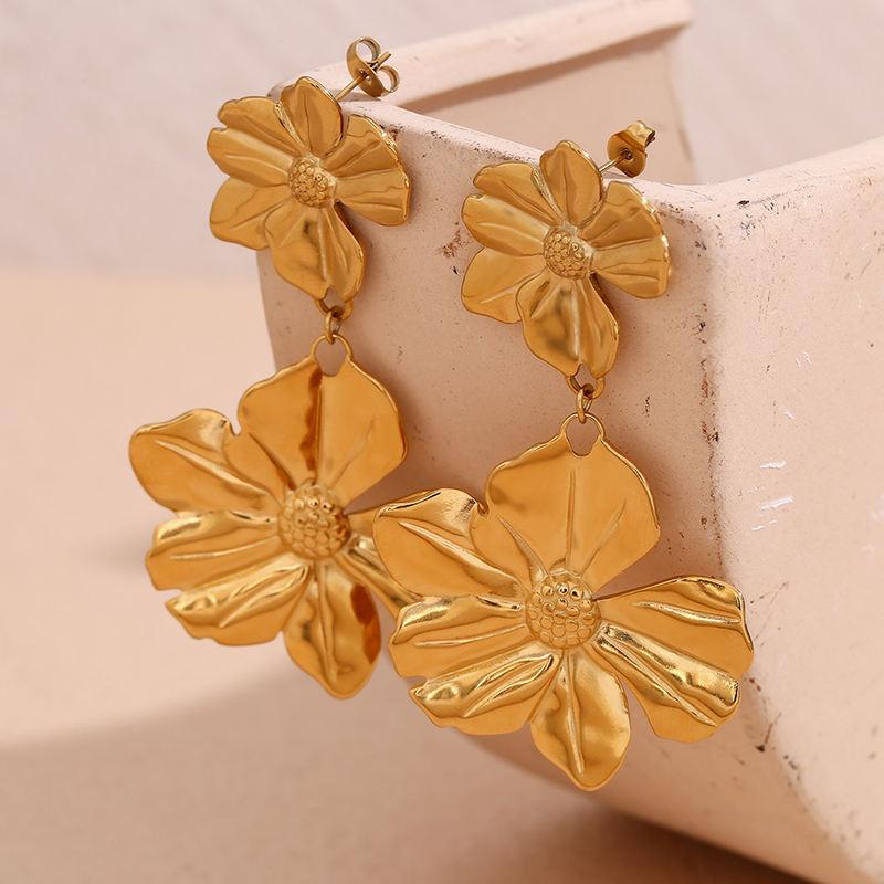 gold plated two flower drop earrings - MRSLM