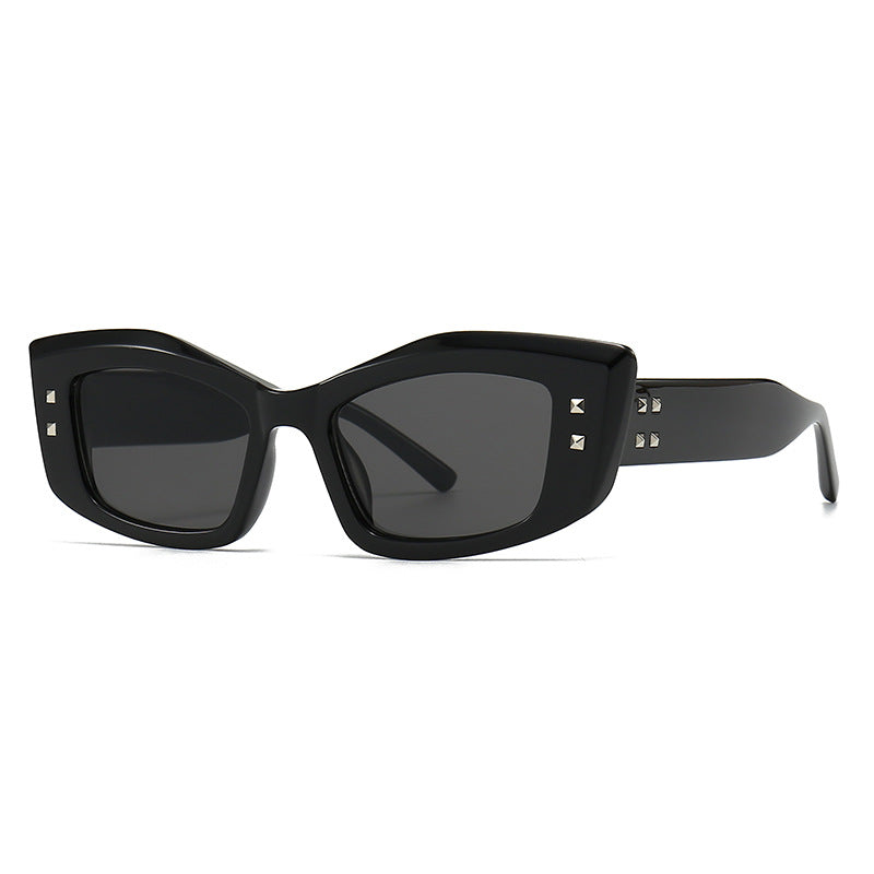 Retro cat eye rivet sunglasses, view 6 - MRSLM