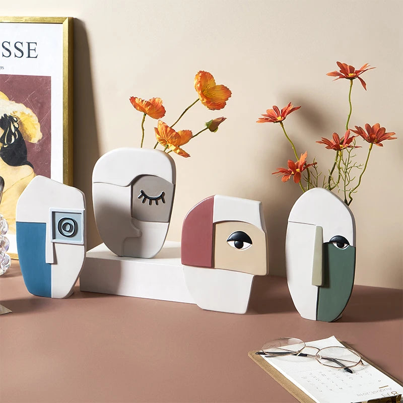 ceramic face vase, view 9 - MRSLM