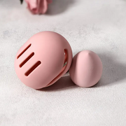 silicone beauty sponge holder, view 11 - MRSLM