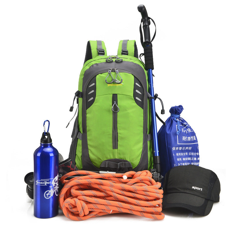 Outdoor travel backpack, view 2 - MRSLM