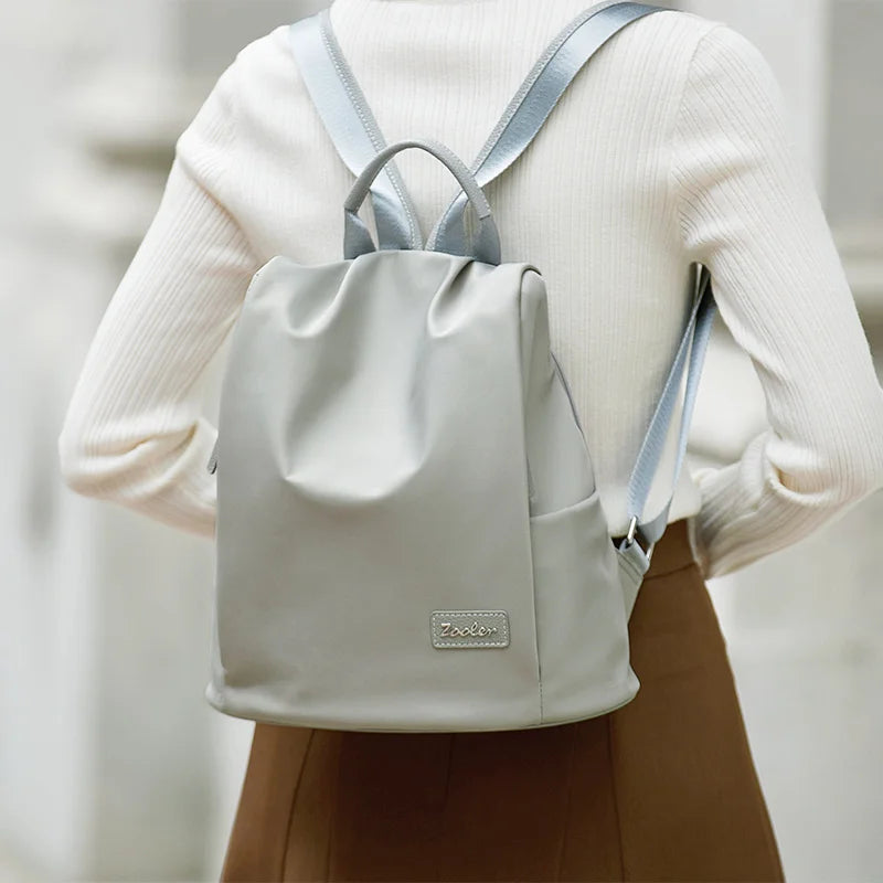 anti-theft women's backpack, view 5 - MRSLM
