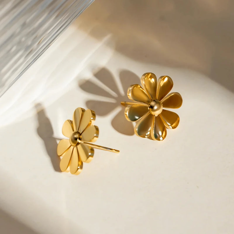 Stainless steel 18K PVD plated daisy stud earrings, view 7 - MRSLM
