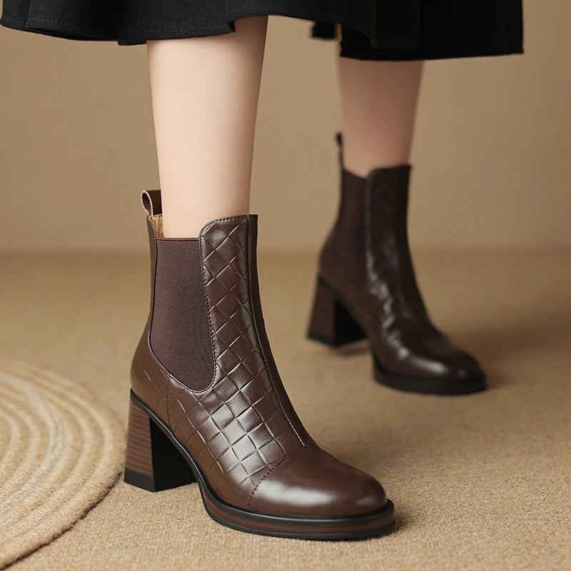 women's leather ankle boots, view 4 - MRSLM