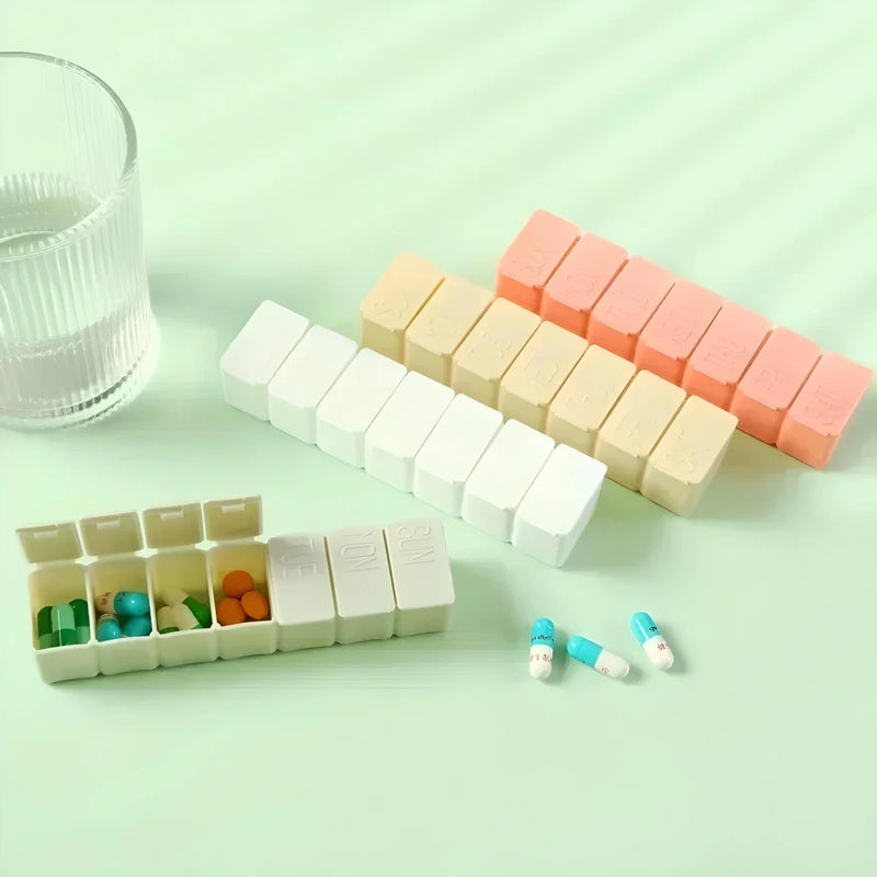 7-day weekly pill organizer, view 3 - MRSLM
