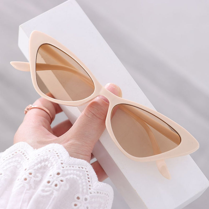 vintage cat eye sunglasses, view 3 - MRSLM