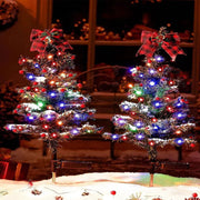 solar Christmas tree stake light, view 4 - MRSLM