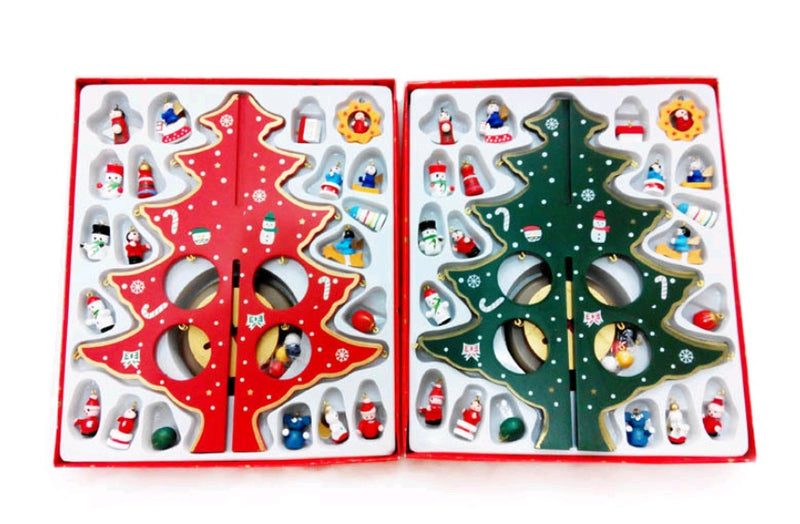 Hand-painted wooden tabletop Christmas tree, view 4 - MRSLM