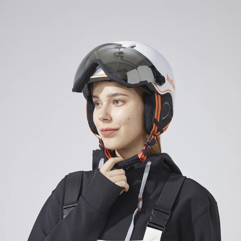 ski helmet with visor, view 9 - MRSLM