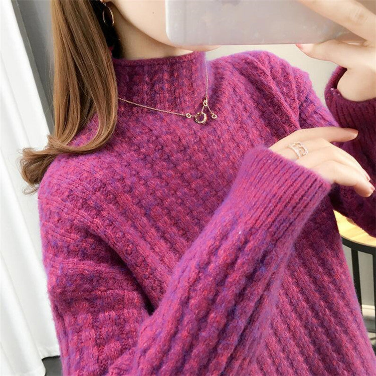 Women's cable knit turtleneck sweater, view 3 - MRSLM