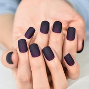 press-on nails, view 3 - MRSLM