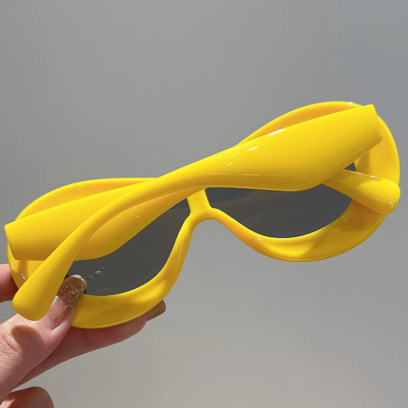 retro oval sunglasses, view 9 - MRSLM