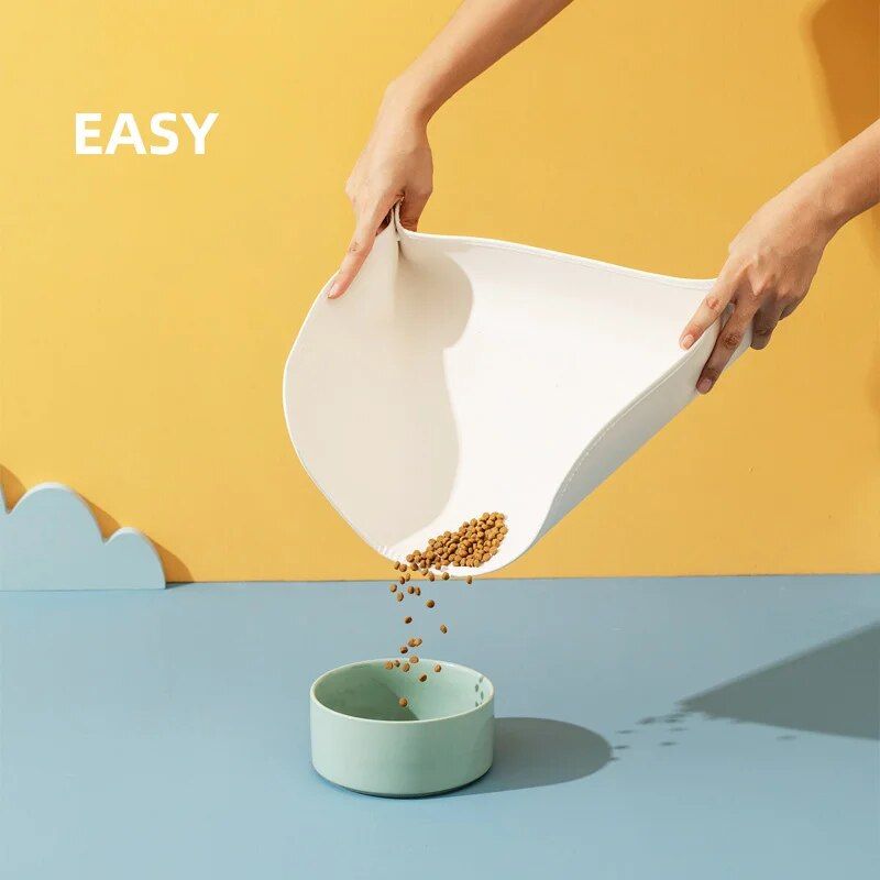 snap pet placemat, view 4 - MRSLM