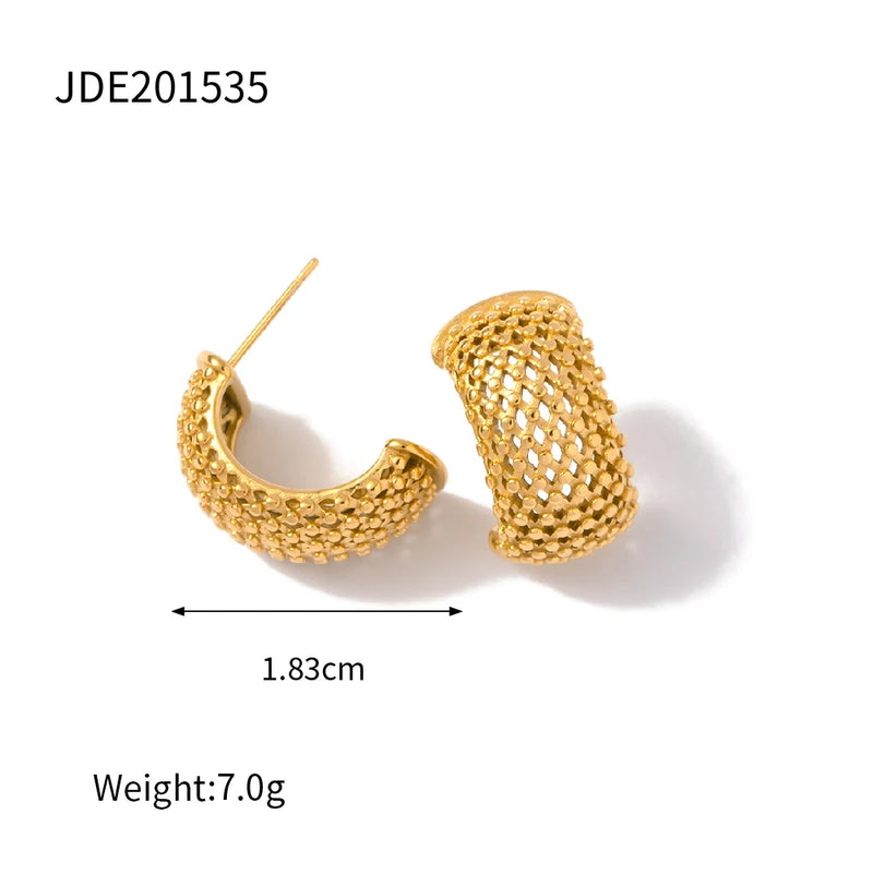 C-shaped mesh earrings, view 2 - MRSLM