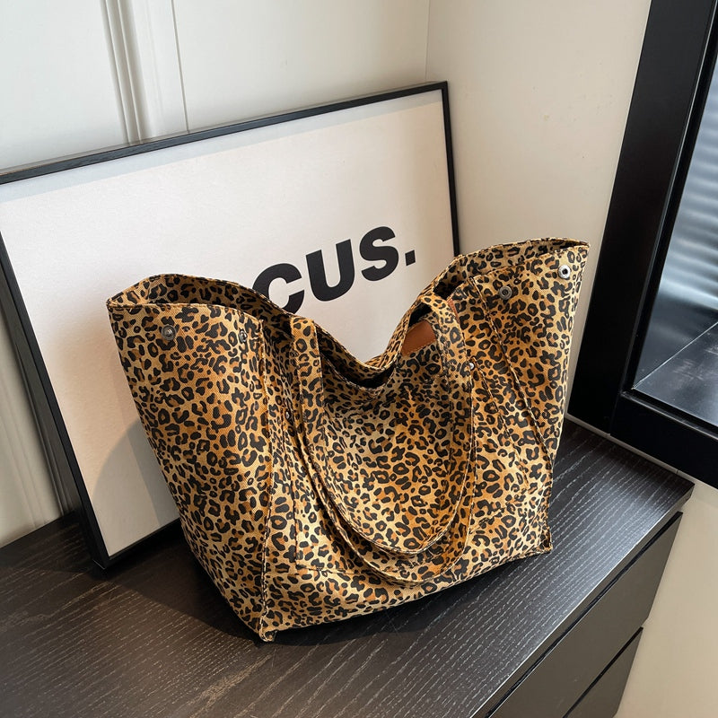 leopard print canvas shoulder bag, view 5 - MRSLM
