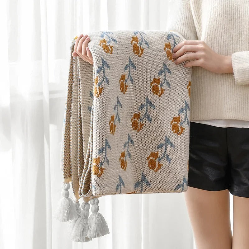floral knitted throw blanket, view 7 - MRSLM