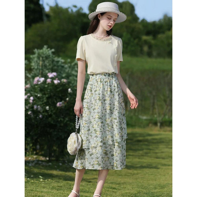 chic floral short sleeve T-shirt, view 7 - MRSLM