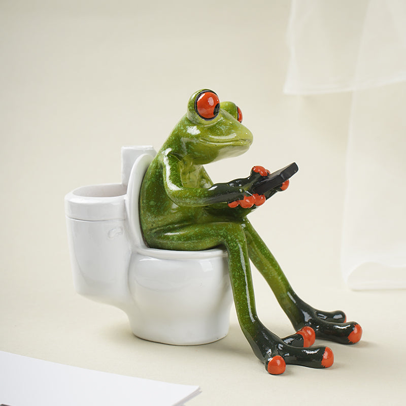 resin toilet frog bathtub figurines, view 2 - MRSLM