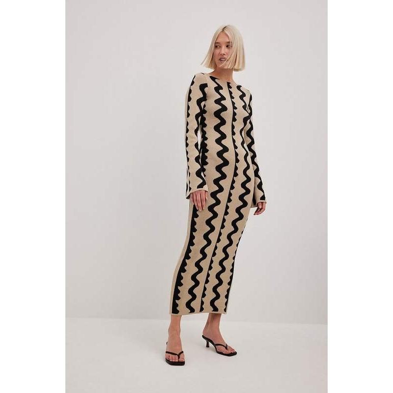 Striped knit O-neck midi dress, view 19 - MRSLM
