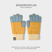 Pineapple knit wool gloves for women, view 4 - MRSLM