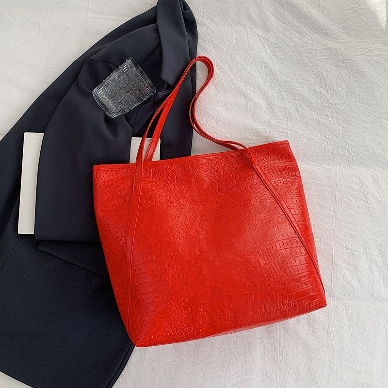 retro large-capacity tote bag, view 6 - MRSLM