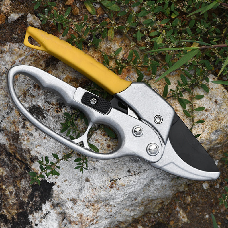 efficient garden pruning shears, view 4 - MRSLM