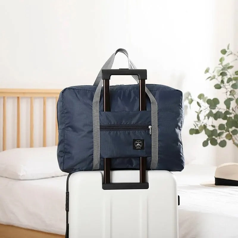 foldable travel duffel bag, view 3 - MRSLM