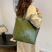 retro large-capacity tote bag, view 7 - MRSLM