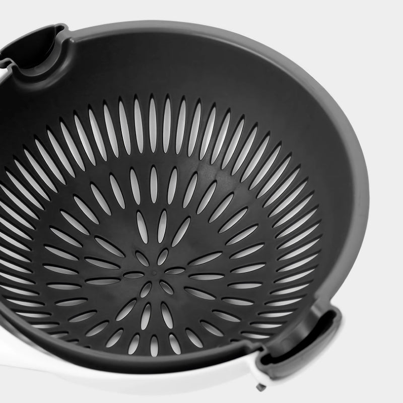 2-in-1 vegetable slicer and fruit strainer, view 11 - MRSLM
