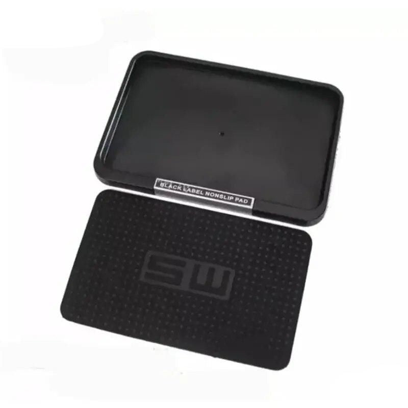 Anti-slip car dashboard mat, view 4 - MRSLM
