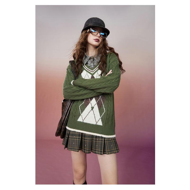 retro rhombus pullover sweater, view 7 - MRSLM
