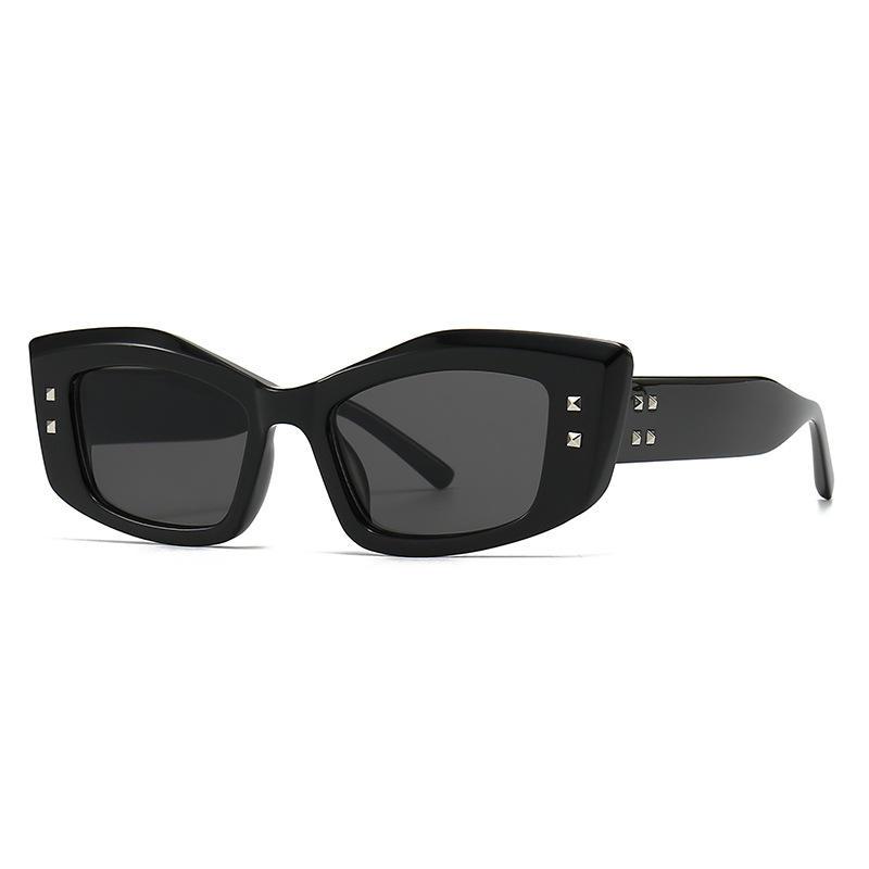 Retro cat eye rivet sunglasses, view 9 - MRSLM