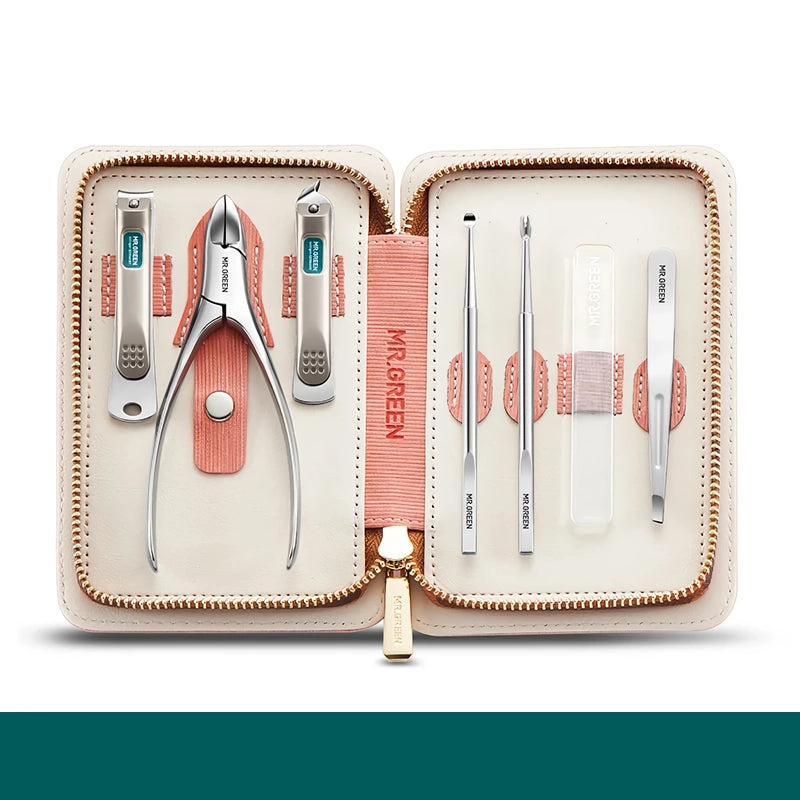 manicure and pedicure set, view 3 - MRSLM
