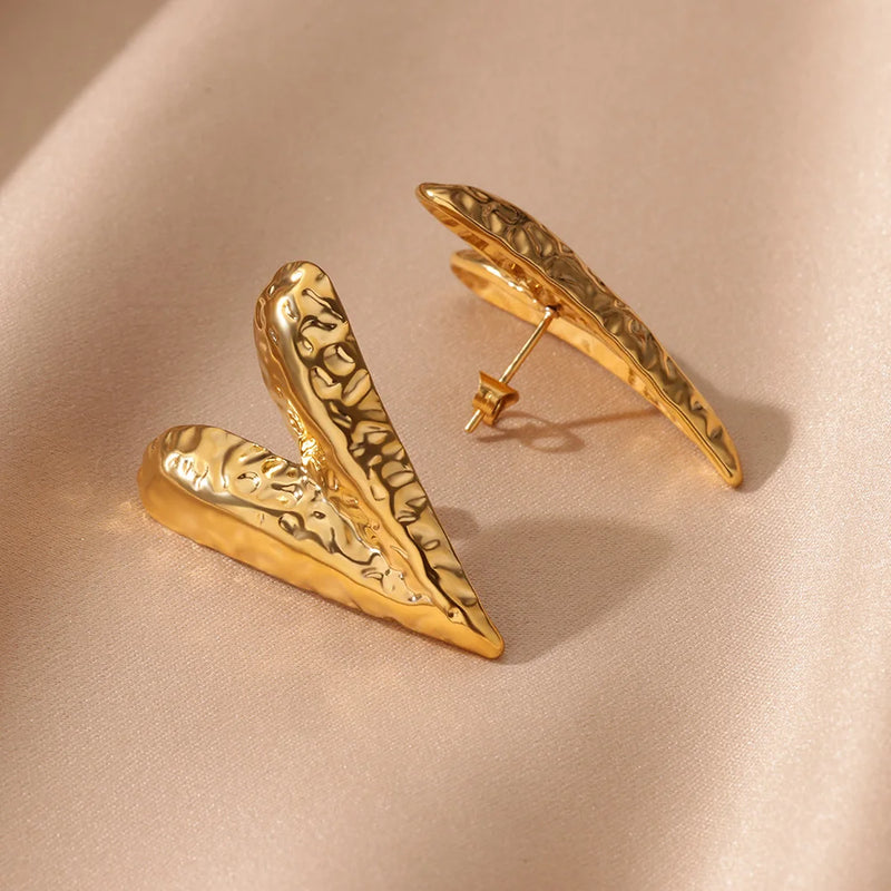 gold heart stud earrings, view 8 - MRSLM