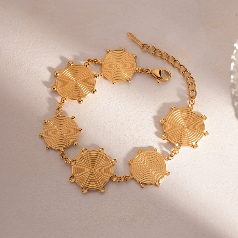 gold palace-style bracelet, view 6 - MRSLM