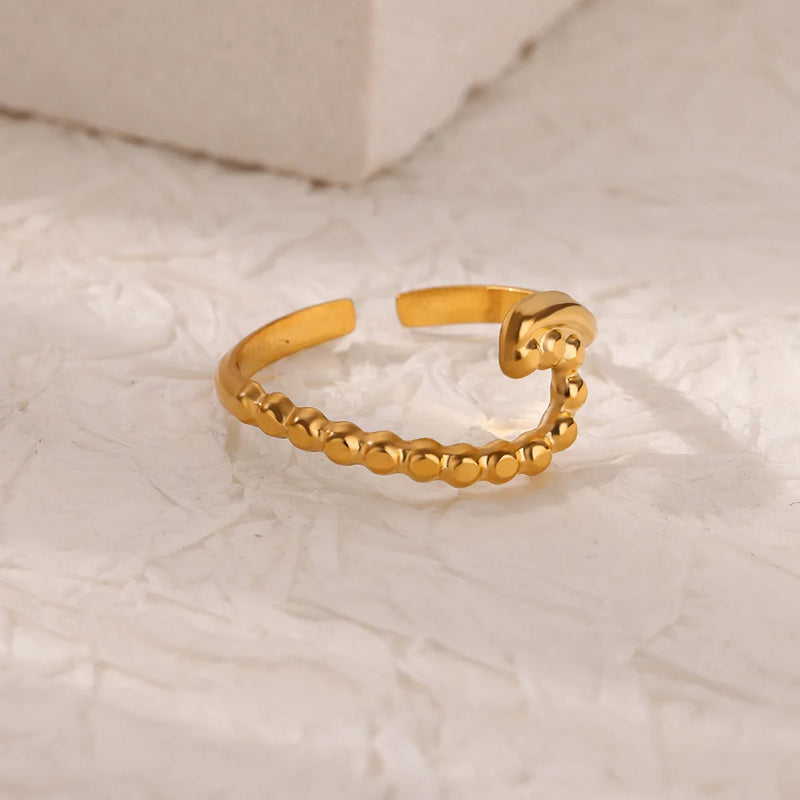 Gold wave ring for women, view 5 - MRSLM