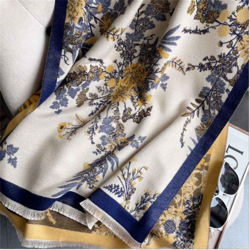 Thickened floral shawl scarf, view 12 - MRSLM