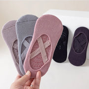 non-slip yoga socks, view 9 - MRSLM