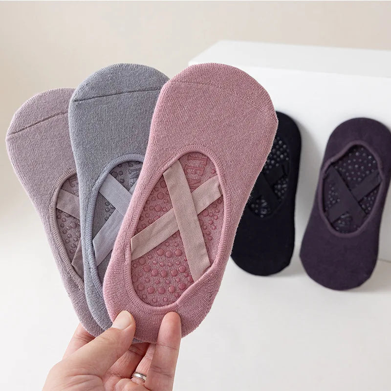 non-slip yoga socks, view 9 - MRSLM