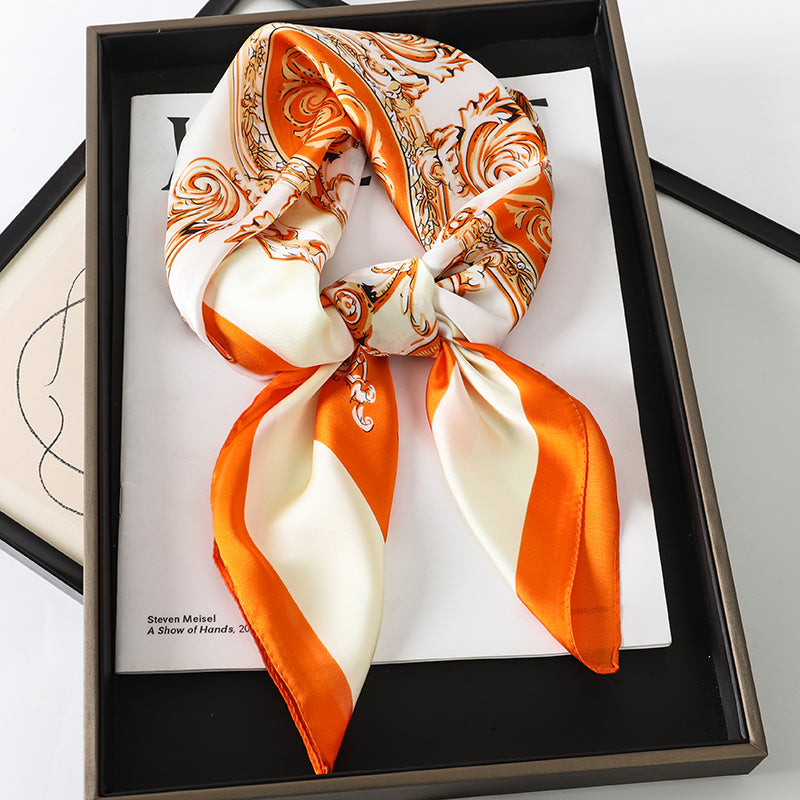 square scarf, view 2 - MRSLM