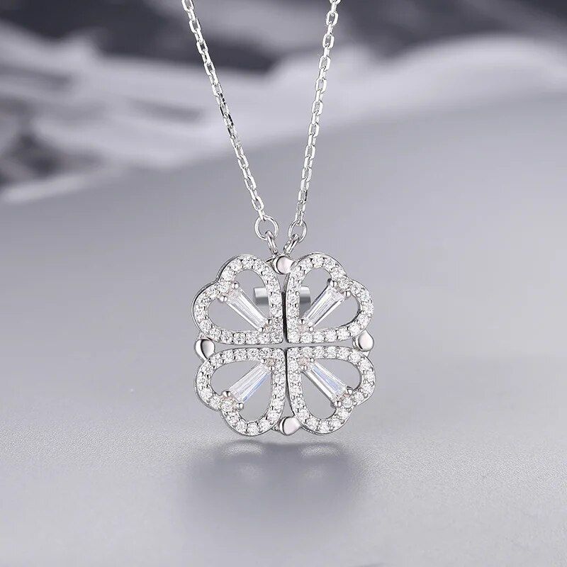 Heart-shaped crystal clover pendant necklace, view 7 - MRSLM