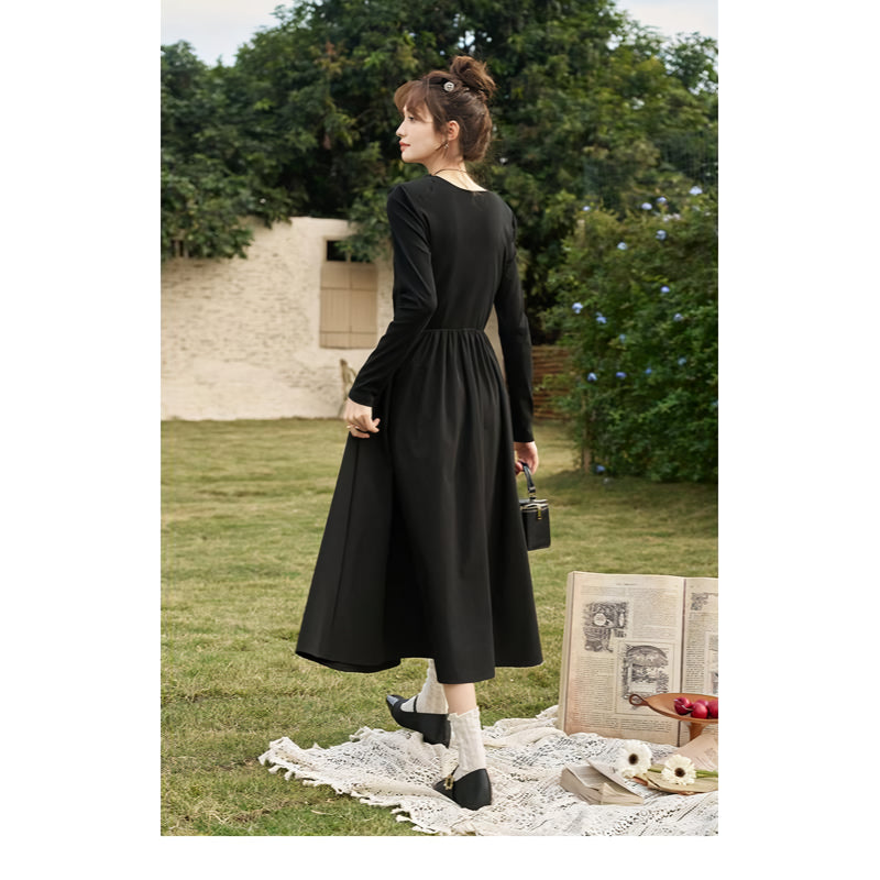 black knitted smocked midi dress, view 9 - MRSLM