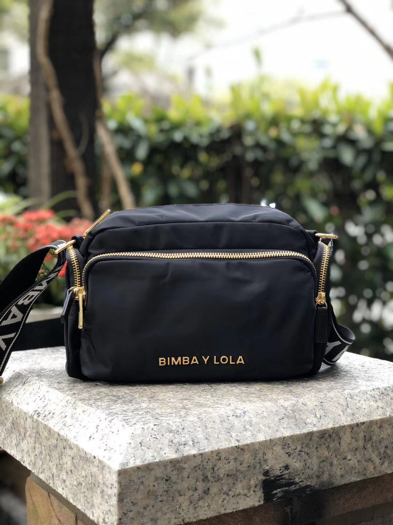 camera shoulder messenger bag, view 7 - MRSLM